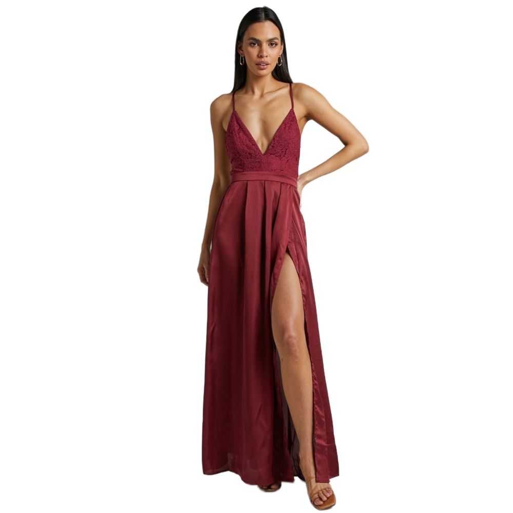 🏷 NWT | Dress Size 8 (L) Wine